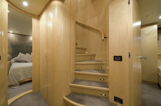 The 31m Yacht ARIA