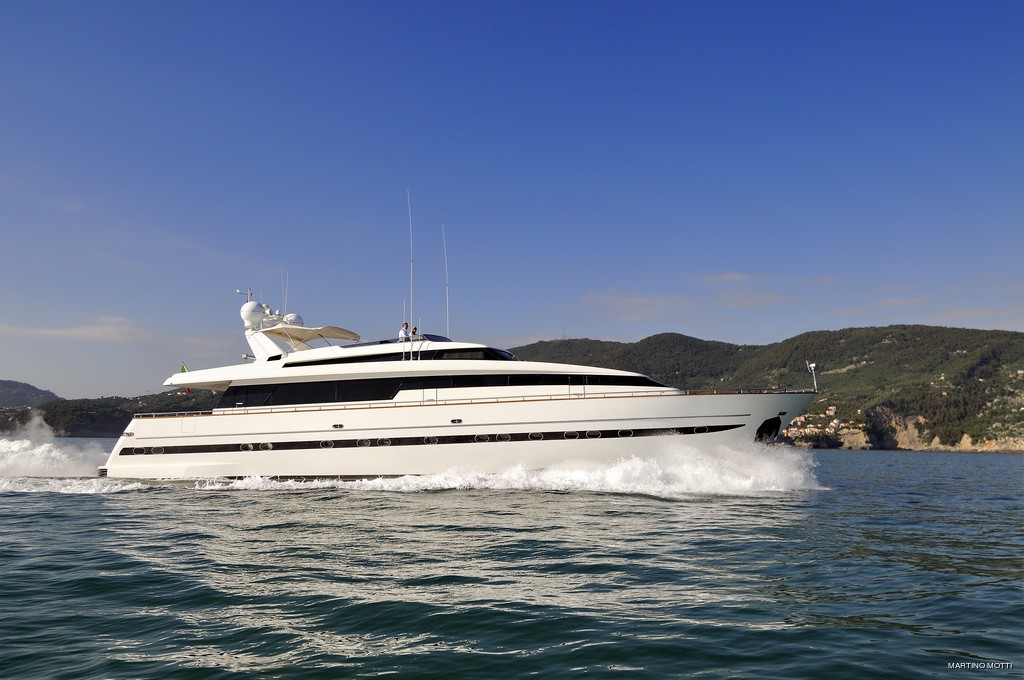 The 31m Yacht ARIA
