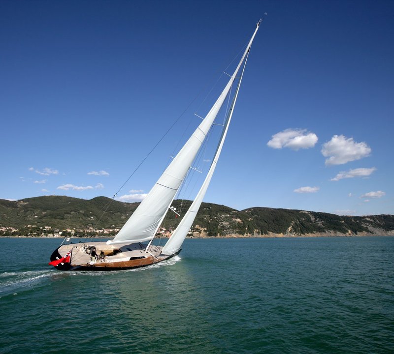 The 31m Yacht BARONG C