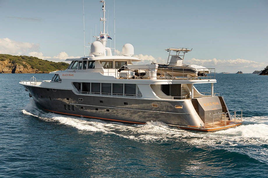 The 31m Yacht BLACK PEARL