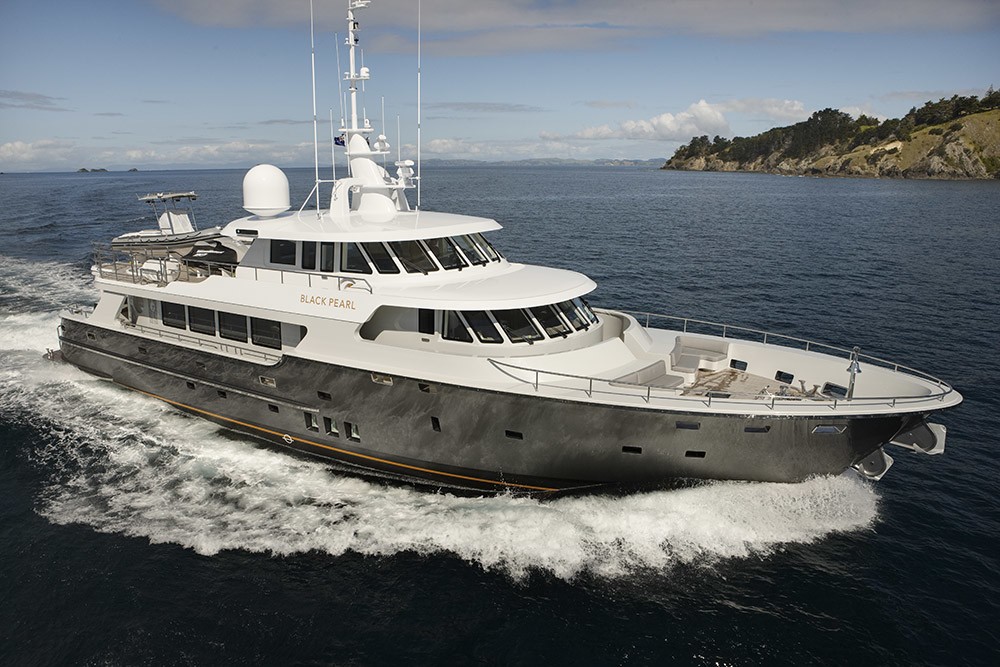 The 31m Yacht BLACK PEARL