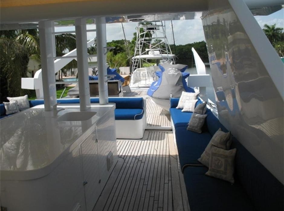 The 31m Yacht LIQUIDITY