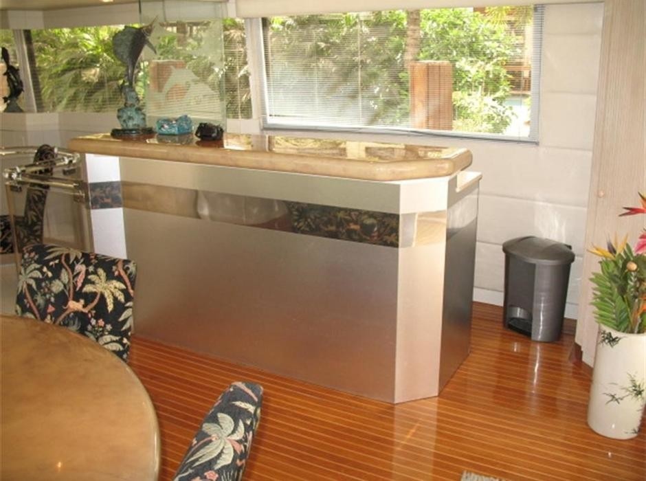 The 31m Yacht LIQUIDITY