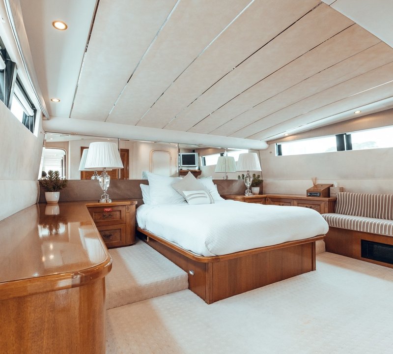 Guest cabin upper deck forward