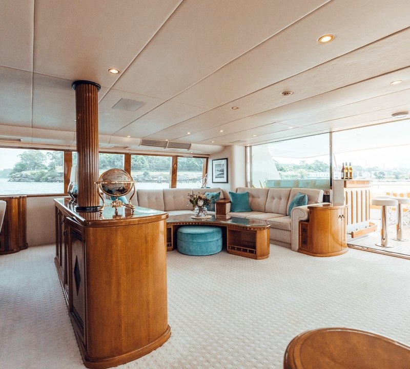 Salon view aft