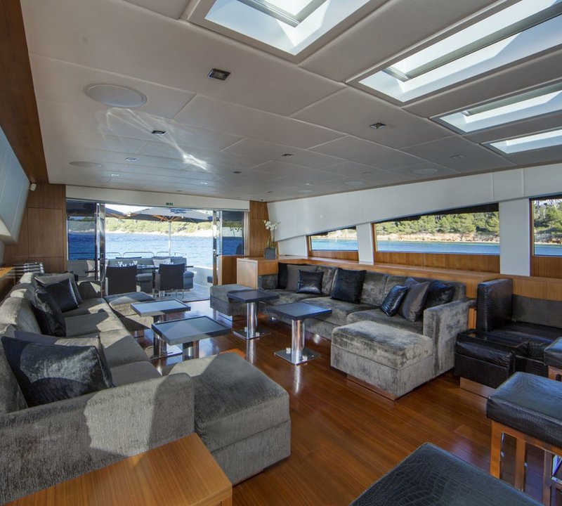 The 31m Yacht RG512