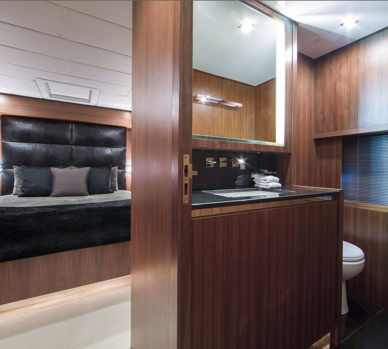 The 31m Yacht RG512