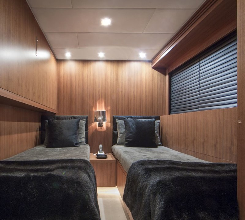 The 31m Yacht RG512