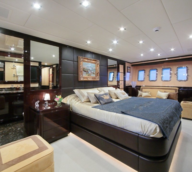 The 31m Yacht VERA