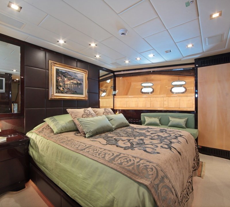 The 31m Yacht VERA