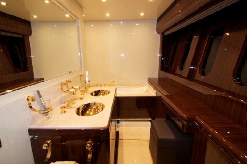 The 31m Yacht WHITE PEARL