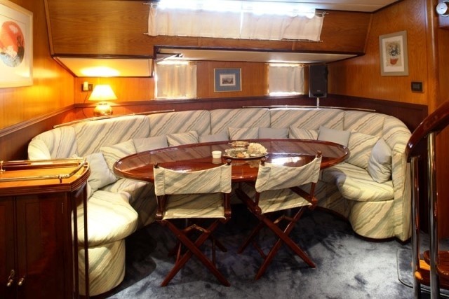 The 31m Yacht WIND OF CHANGE
