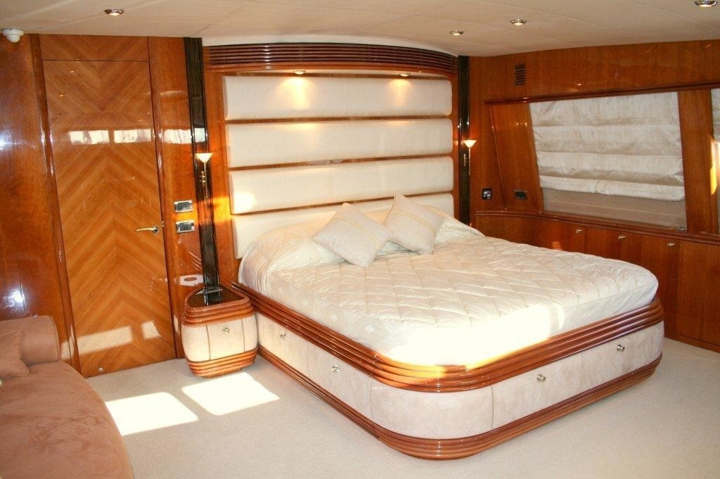 The 32m Yacht BEACHSEEKER