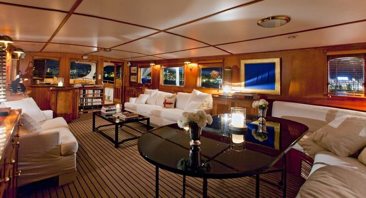 The 32m Yacht CAMARA C