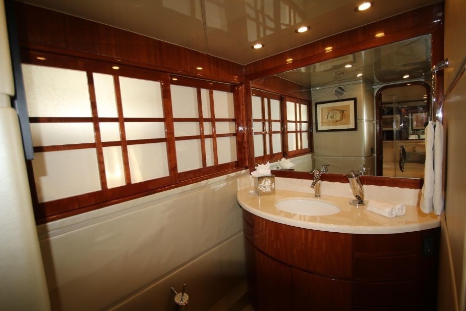 The 32m Yacht EXIT STRATEGY