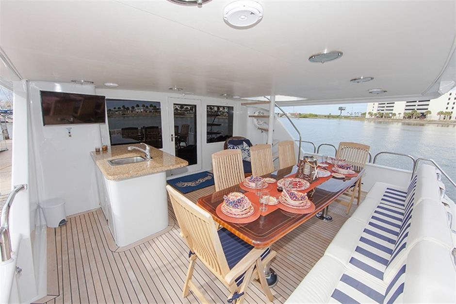 The 32m Yacht FREE BIRD
