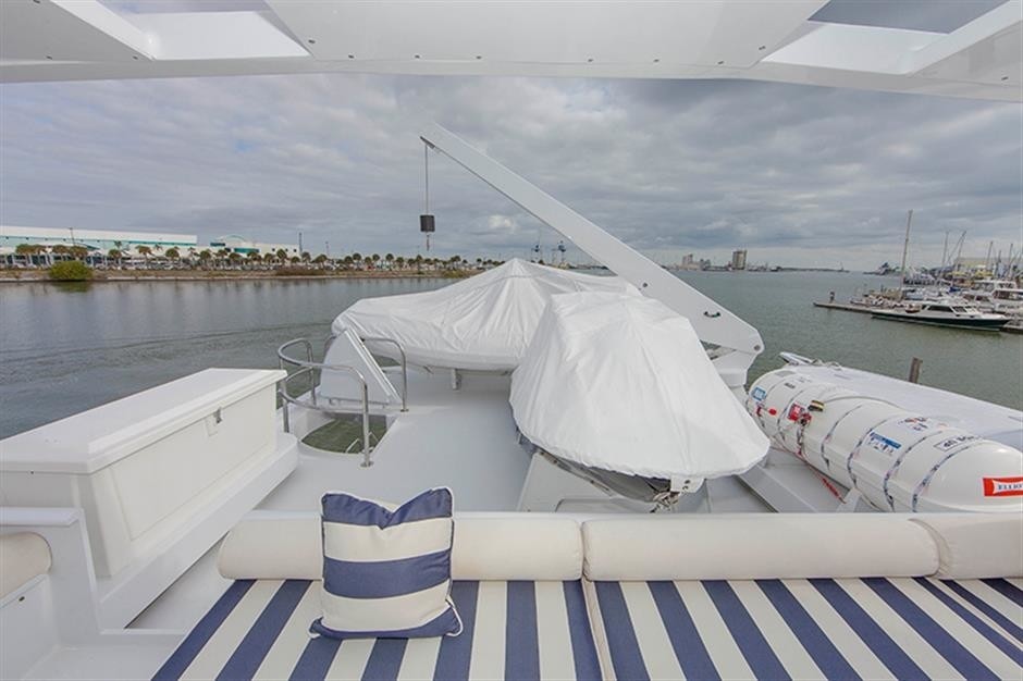 The 32m Yacht FREE BIRD