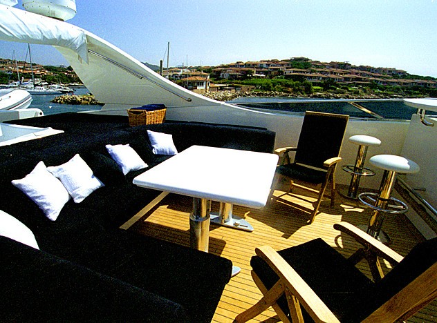 The 32m Yacht LAYAZULA