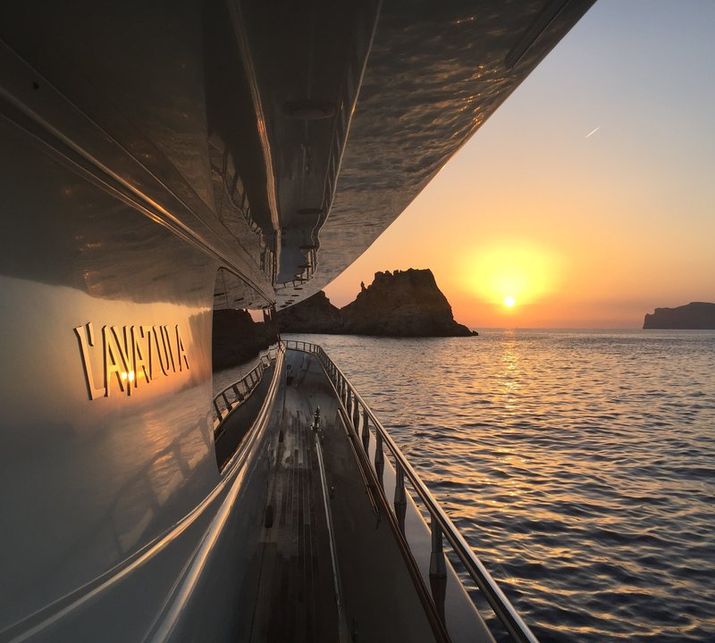 The 32m Yacht LAYAZULA