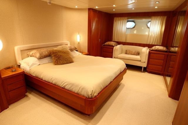The 32m Yacht LAYAZULA