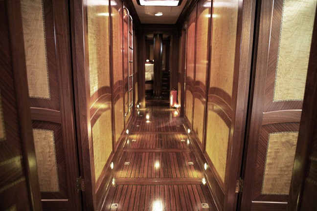 The 32m Yacht QUASART