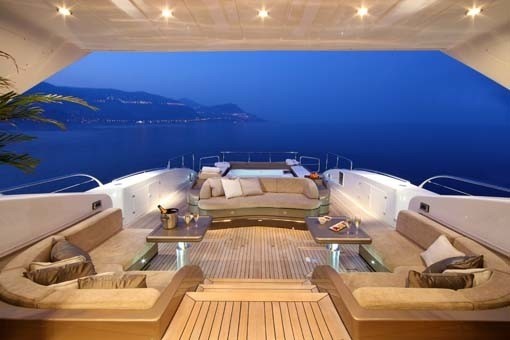 The 32m Yacht SAMIRA