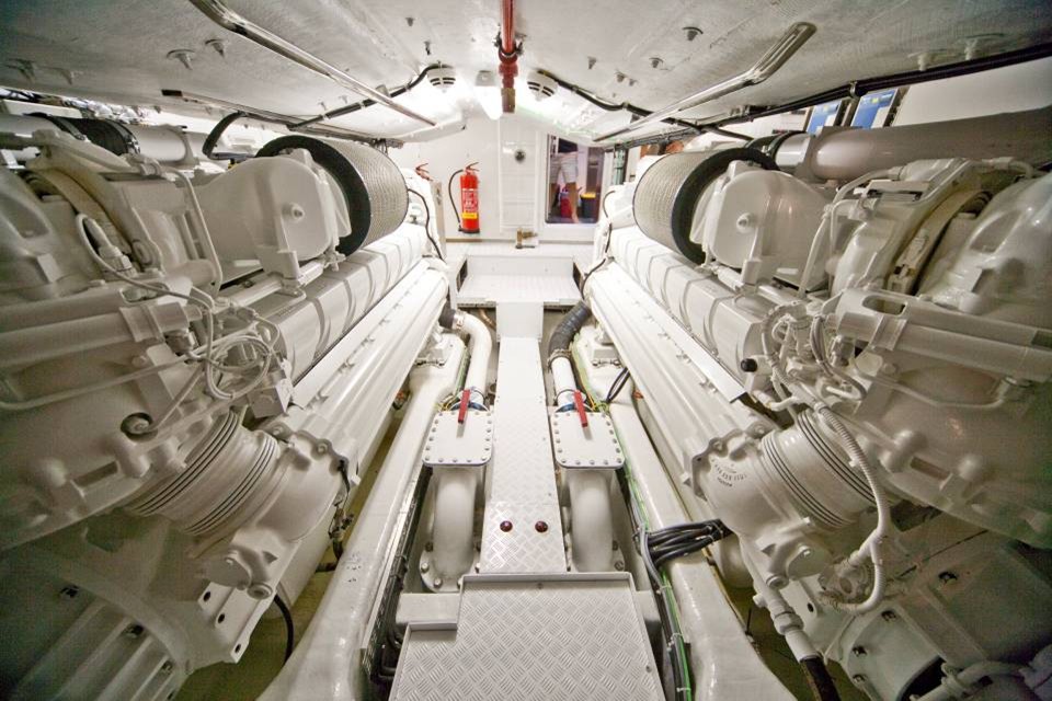 The 32m Yacht TOBY
