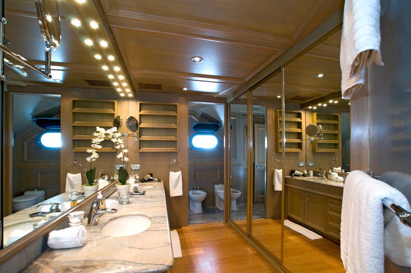 The 33m Yacht DANIELLA