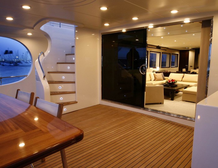 The 33m Yacht GRACE KELLY