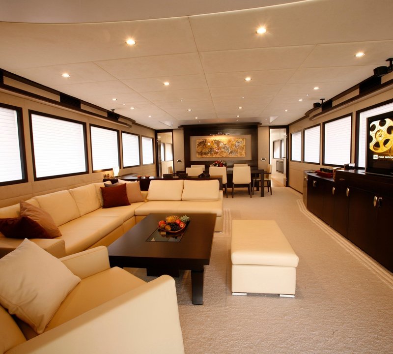 The 33m Yacht GRACE KELLY