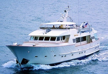 The 33m Yacht HUNTRESS