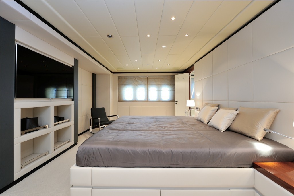 The 33m Yacht MOSKING