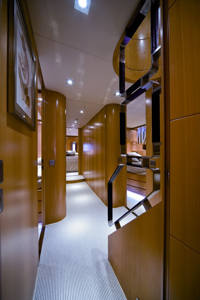 The 33m Yacht RAMINA