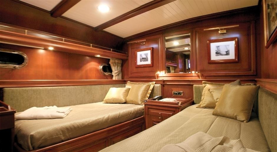 The 33m Yacht SHANTI