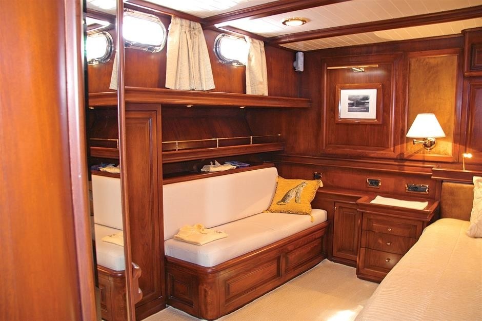 The 33m Yacht SHANTI