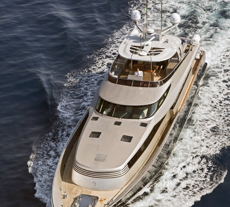 The 33m Yacht XO OF THE SEAS