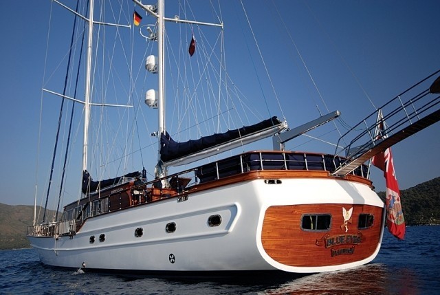 The 34m Yacht BLUE EYES