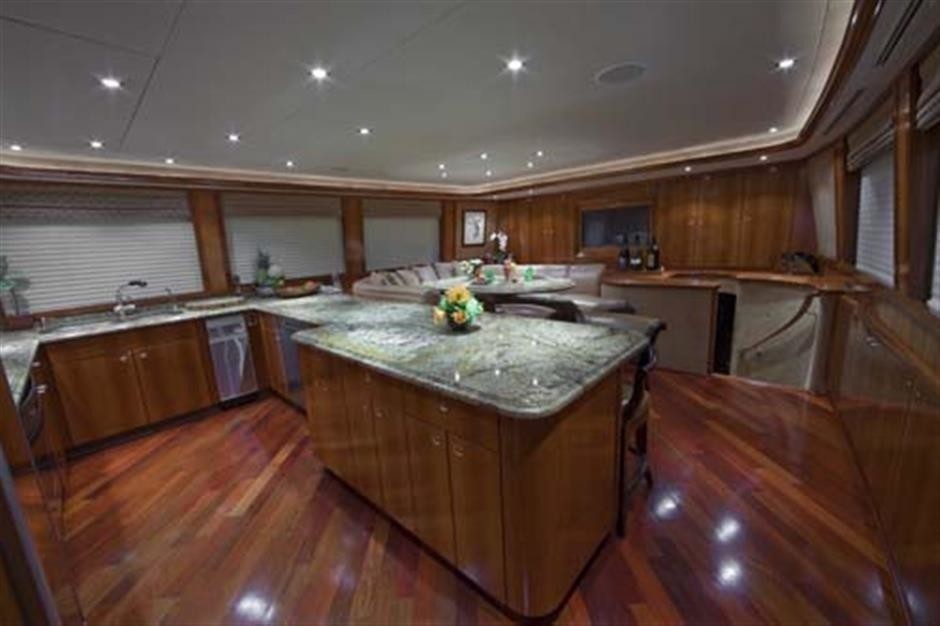 The 34m Yacht GLORY