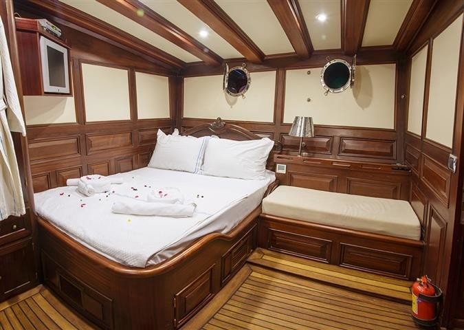 The 34m Yacht GRANDE MARE
