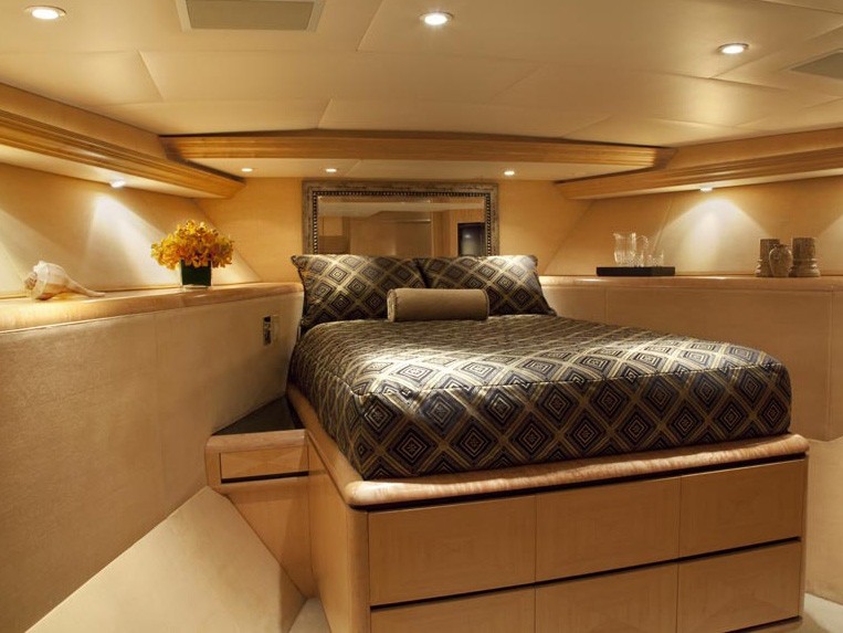 The 34m Yacht LADY SHARON GALE