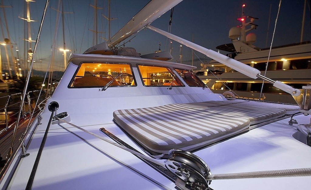 The 34m Yacht REE