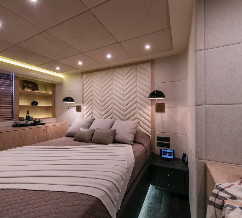 The 34m Yacht SAINT