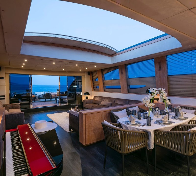 The 34m Yacht SAINT
