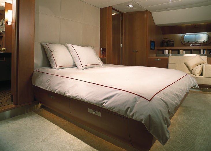 The 34m Yacht SILVERTIP