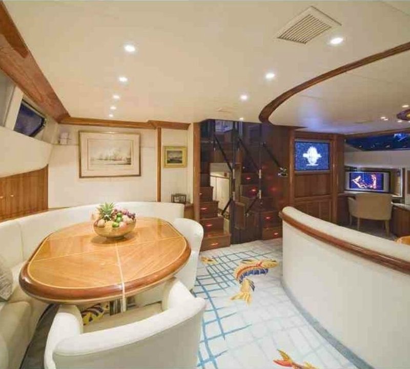 The 34m Yacht TAKAPUNA