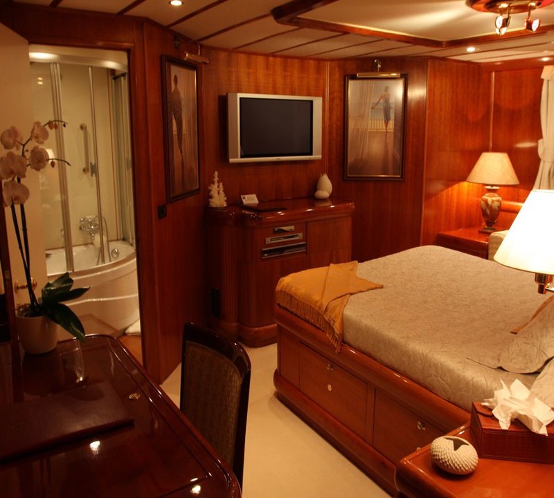 Screening: Yacht 5 FISHES's Cabin Photograph