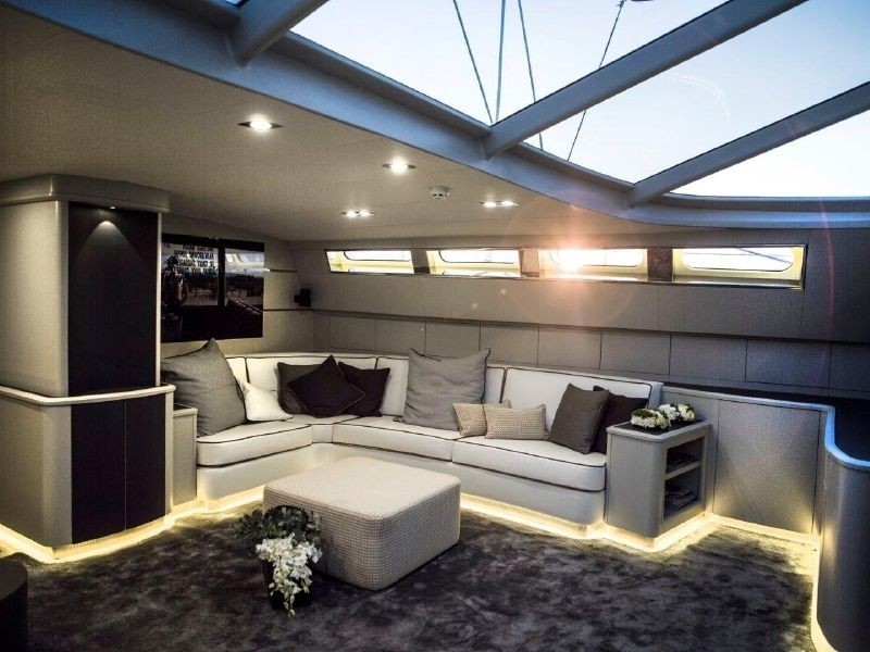 The 35m Yacht CAROLINE 1