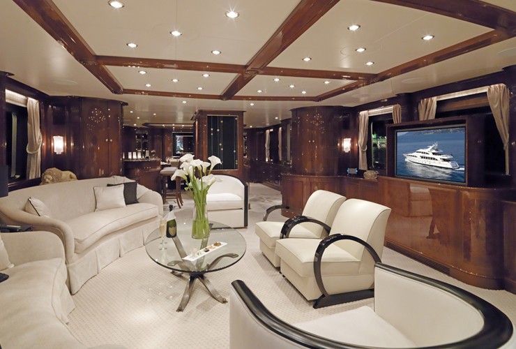 The 35m Yacht ENCHANTRESS