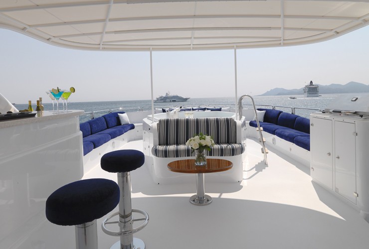The 35m Yacht ENCHANTRESS
