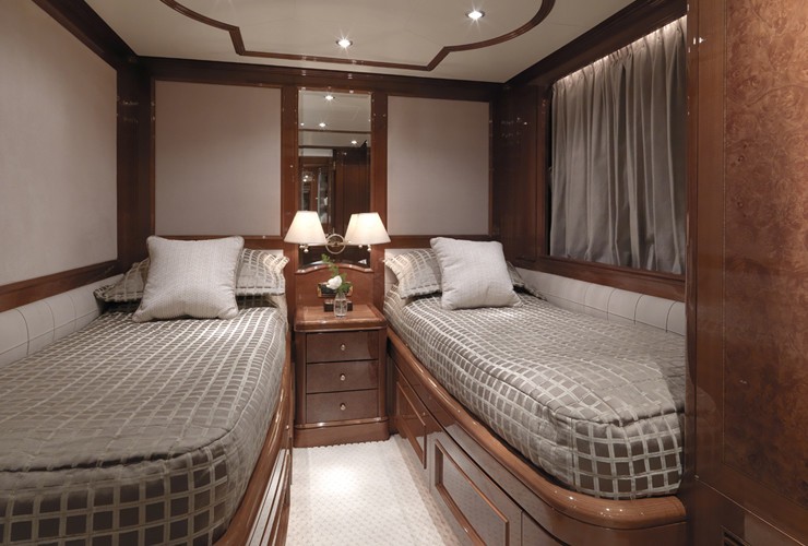 The 35m Yacht ENCHANTRESS